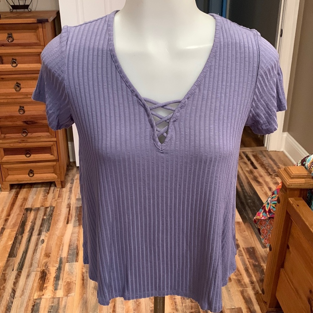American Eagle top size XS